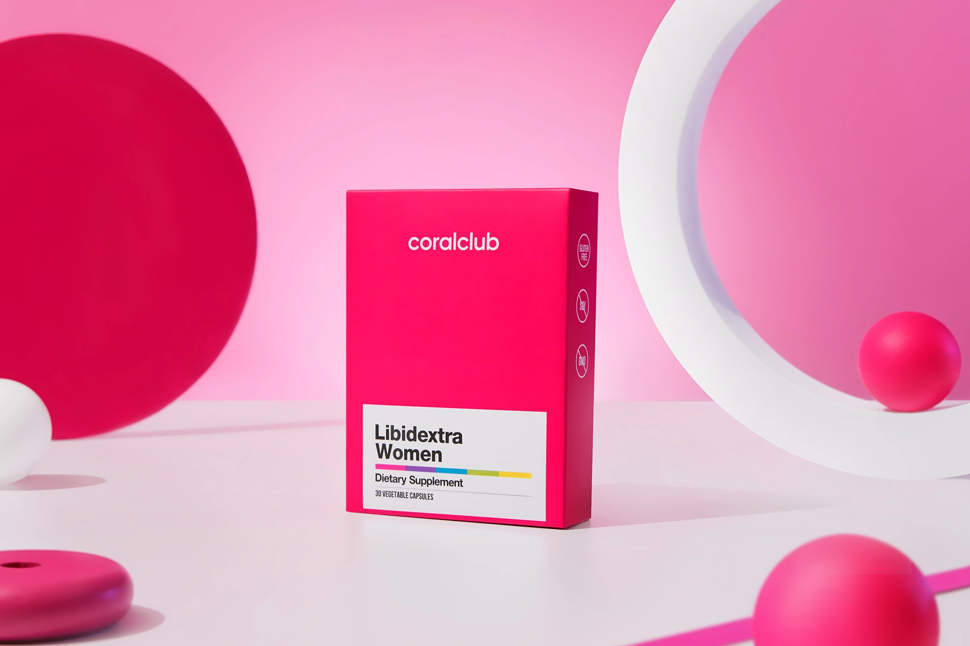 Упаковка комплекса Libidextra Women на фоне свежих лепестков дамасской розы