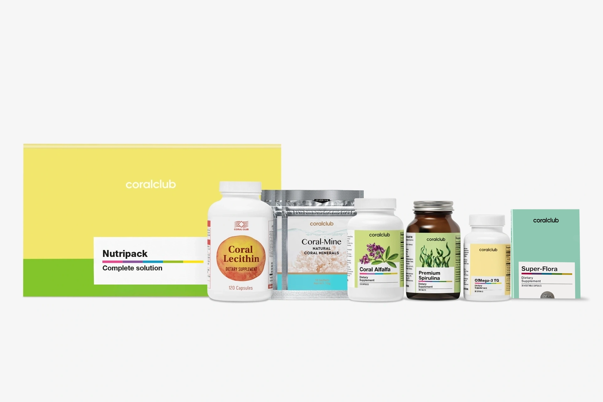 Баночки из комплекса Nutripack, аккуратно выстроенные в ряд на деревянном столе